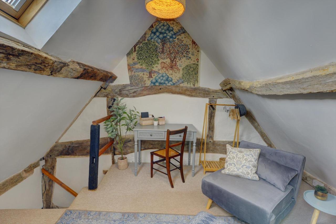 Loft Cottage By Spa Town Property - 2 Bed Tudor Retreat Near To Stratford-Upon-Avon, Warwick & Solihull Exterior photo