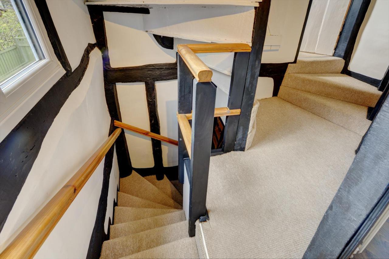 Loft Cottage By Spa Town Property - 2 Bed Tudor Retreat Near To Stratford-Upon-Avon, Warwick & Solihull Exterior photo